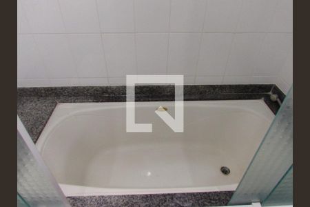 Casa para alugar com 157m², 3 quartos e 2 vagasBanheiro da Suíte