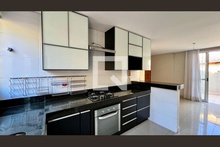 Apartamento à venda com 163m², 2 quartos e 2 vagasCozinha
