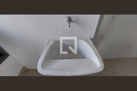 Apartamento à venda com 153m², 3 quartos e 3 vagas Apartamento à venda com 153m², 3 quartos e 3 vagasÁrea de serviço