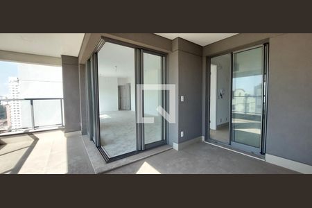 Apartamento à venda com 153m², 3 quartos e 3 vagas Apartamento à venda com 153m², 3 quartos e 3 vagasCozinha