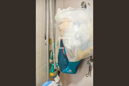 Apartamento à venda com 62m², 2 quartos e 1 vagaBanheiro de serviço