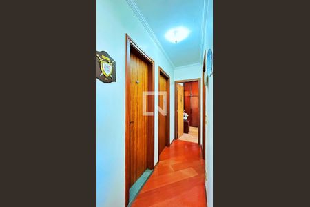 Corredor dos Dormitórios de apartamento para alugar com 3 quartos, 68m² em Macedo, Guarulhos