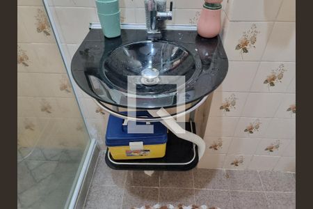 Apartamento à venda com 79m², 2 quartos e 1 vaga Apartamento à venda com 79m², 2 quartos e 1 vagaBanheiro