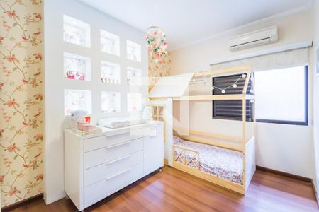 Casa à venda com 280m², 4 quartos e 4 vagas