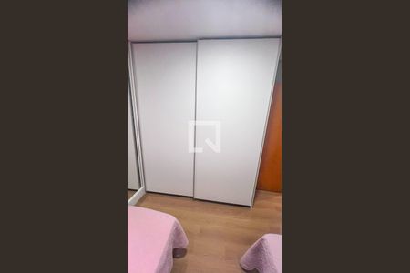 Apartamento à venda com 147m², 4 quartos e 4 vagasQuarto