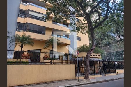 Apartamento à venda com 209m², 1 quarto e 3 vagas Apartamento à venda com 209m², 1 quarto e 3 vagasFachada do Prédio