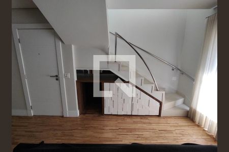 Apartamento à venda com 209m², 1 quarto e 3 vagas Apartamento à venda com 209m², 1 quarto e 3 vagasEscada da cobertura