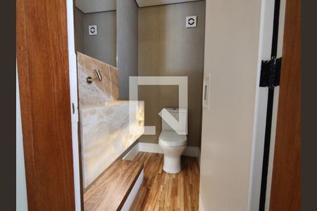 Apartamento à venda com 209m², 1 quarto e 3 vagas Apartamento à venda com 209m², 1 quarto e 3 vagasBanheiro 2