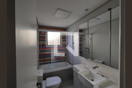 Apartamento à venda com 209m², 1 quarto e 3 vagas Apartamento à venda com 209m², 1 quarto e 3 vagasQuarBanheiro