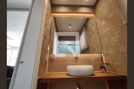 Apartamento à venda com 209m², 1 quarto e 3 vagas Apartamento à venda com 209m², 1 quarto e 3 vagasBanheiro Cobertura