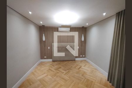 Apartamento à venda com 209m², 1 quarto e 3 vagas Apartamento à venda com 209m², 1 quarto e 3 vagasQuarto