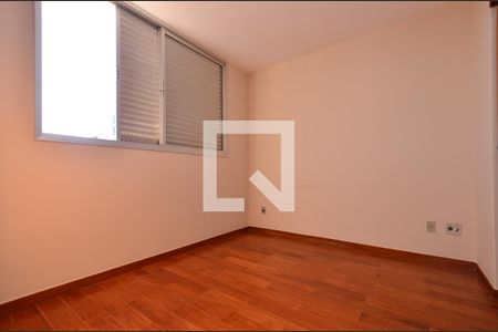 Apartamento à venda com 95m², 3 quartos e 2 vagasQuarto 