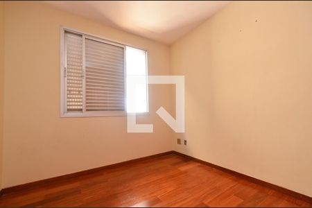 Apartamento à venda com 95m², 3 quartos e 2 vagasQuarto 