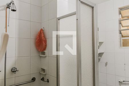 Apartamento à venda com 74m², 2 quartos e sem vaga Apartamento à venda com 74m², 2 quartos e sem vagaBanheiro Social
