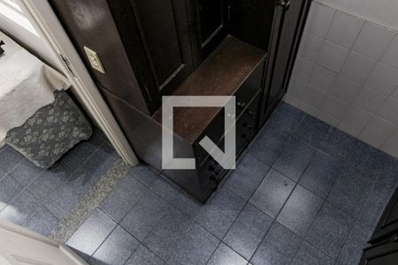 Apartamento à venda com 74m², 2 quartos e sem vaga Apartamento à venda com 74m², 2 quartos e sem vagaQuarto de Serviço