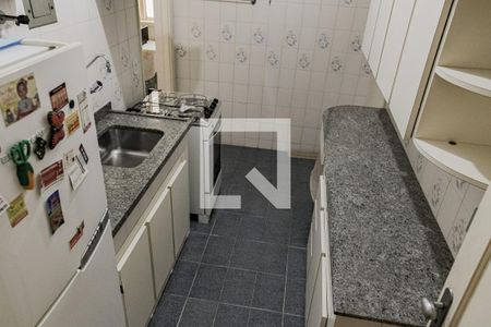 Apartamento à venda com 74m², 2 quartos e sem vaga Apartamento à venda com 74m², 2 quartos e sem vagaCozinha