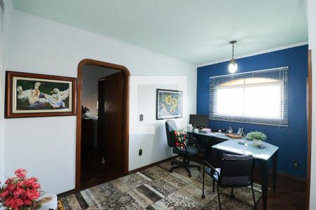 Casa à venda com 350m², 3 quartos e 3 vagasHall