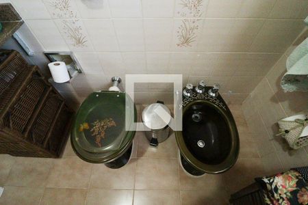 Casa à venda com 350m², 3 quartos e 3 vagasBanheiro da Suíte