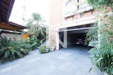Casa à venda com 350m², 3 quartos e 3 vagasGaragem
