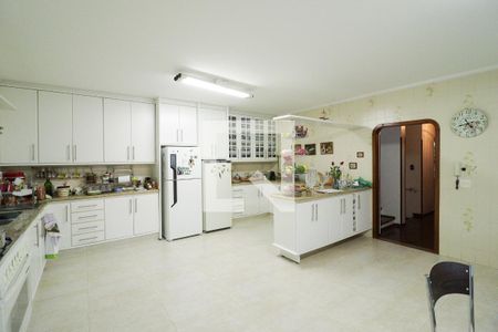 Casa à venda com 350m², 3 quartos e 3 vagasCozinha