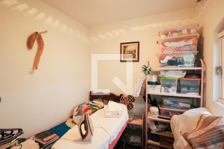 Casa à venda com 350m², 3 quartos e 3 vagasÁrea de Serviço