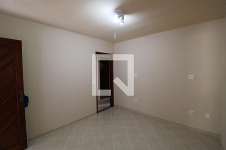 Sala de casa para alugar com 2 quartos, 88m² em Praia da Bandeira, Rio de Janeiro