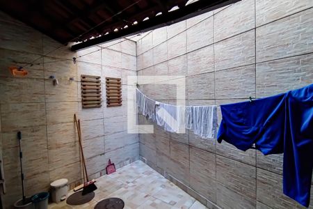 Casa à venda com 100m², 2 quartos e 1 vaga Casa à venda com 100m², 2 quartos e 1 vagaárea de serviço