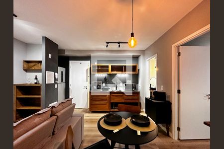 Sala de apartamento para alugar com 1 quarto, 37m² em Santo Amaro, São Paulo