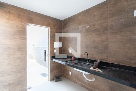 Casa à venda com 210m², 3 quartos e 4 vagas Casa à venda com 210m², 3 quartos e 4 vagasCozinha