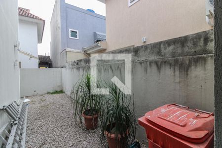 Casa de condomínio à venda com 265m², 4 quartos e 4 vagas Casa de condomínio à venda com 265m², 4 quartos e 4 vagasÁrea externa