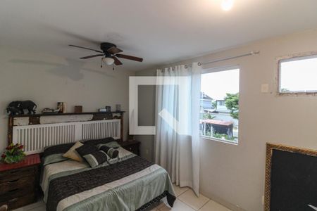 Casa de condomínio à venda com 265m², 4 quartos e 4 vagas Casa de condomínio à venda com 265m², 4 quartos e 4 vagasQuarto 2