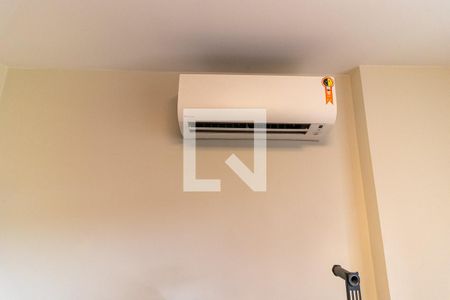 Apartamento à venda com 160m², 4 quartos e 2 vagas Apartamento à venda com 160m², 4 quartos e 2 vagasQuarto 2