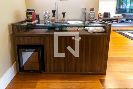 Apartamento à venda com 160m², 4 quartos e 2 vagas Apartamento à venda com 160m², 4 quartos e 2 vagasSala