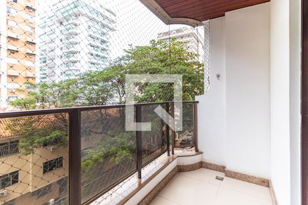 Apartamento à venda com 160m², 4 quartos e 2 vagas Apartamento à venda com 160m², 4 quartos e 2 vagasVaranda da Suíte