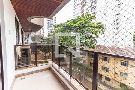 Apartamento à venda com 160m², 4 quartos e 2 vagas Apartamento à venda com 160m², 4 quartos e 2 vagasVaranda da Suíte