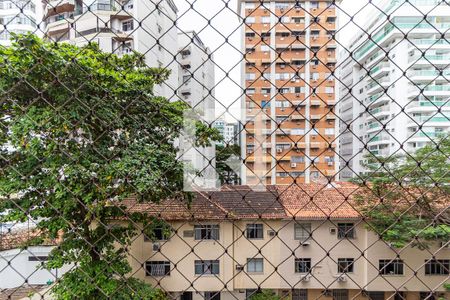 Apartamento à venda com 160m², 4 quartos e 2 vagas Apartamento à venda com 160m², 4 quartos e 2 vagasVaranda da Sala