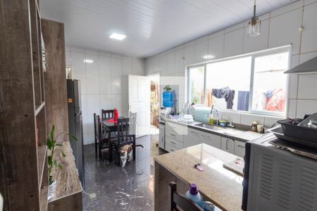 Casa à venda com 158m², 3 quartos e 2 vagas Casa à venda com 158m², 3 quartos e 2 vagasCozinha