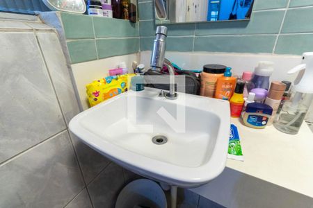 Casa à venda com 158m², 3 quartos e 2 vagas Casa à venda com 158m², 3 quartos e 2 vagasBanheiro da Suíte