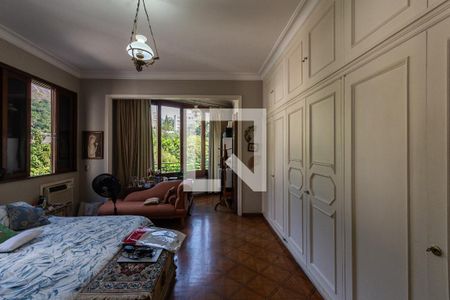 Apartamento à venda com 440m², 5 quartos e 5 vagasSuíte 1