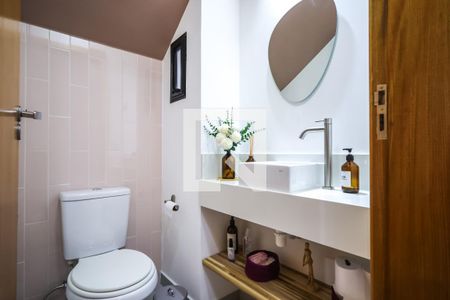 Casa à venda com 189m², 3 quartos e 2 vagas Casa à venda com 189m², 3 quartos e 2 vagasLavabo