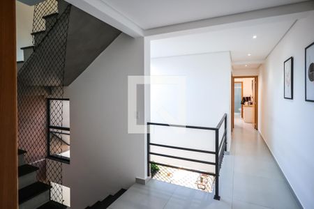 Casa à venda com 189m², 3 quartos e 2 vagas Casa à venda com 189m², 3 quartos e 2 vagasHall