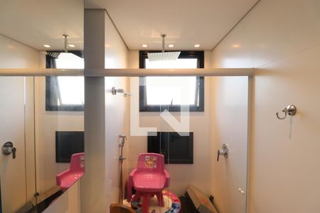 Apartamento à venda com 189m², 3 quartos e 4 vagasBanheiro da Suíte 3