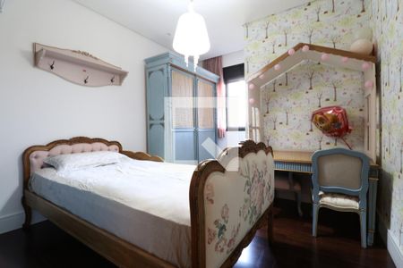 Apartamento à venda com 189m², 3 quartos e 4 vagasSuíte 2