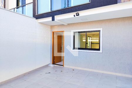 Casa à venda com 76m², 2 quartos e 1 vaga Casa à venda com 76m², 2 quartos e 1 vagaGaragem