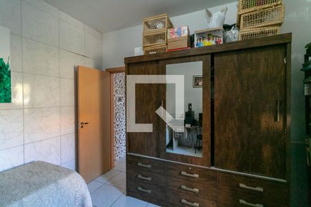 Casa à venda com 360m², 3 quartos e 2 vagas Casa à venda com 360m², 3 quartos e 2 vagasQuarto