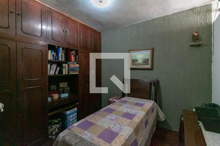 Casa à venda com 360m², 3 quartos e 2 vagas Casa à venda com 360m², 3 quartos e 2 vagasQuarto