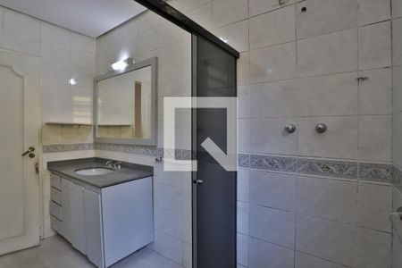 Casa à venda com 320m², 2 quartos e 2 vagas Casa à venda com 320m², 2 quartos e 2 vagasBanheiro 1
