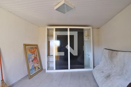 Casa à venda com 320m², 2 quartos e 2 vagas Casa à venda com 320m², 2 quartos e 2 vagasQuarto 4
