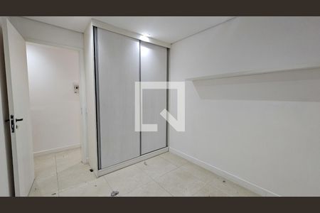 Quarto 1 de apartamento para alugar com 2 quartos, 45m² em Jardim Sabará, São Paulo