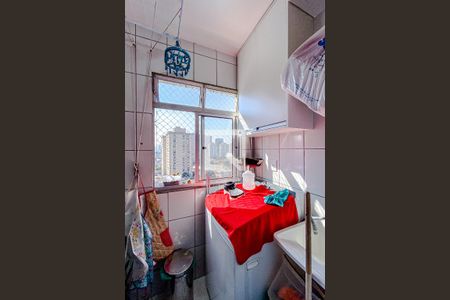 Apartamento à venda com 60m², 2 quartos e 1 vagaÁrea de Serviço